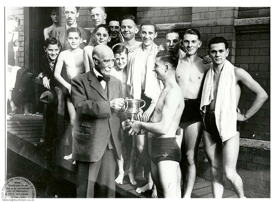 Scouts, 1941