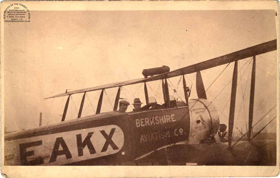 Bream Avenue plane