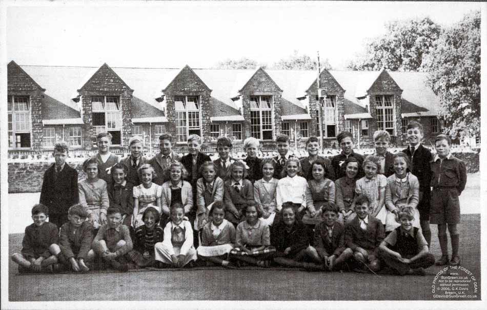 image: photo of Bream School class