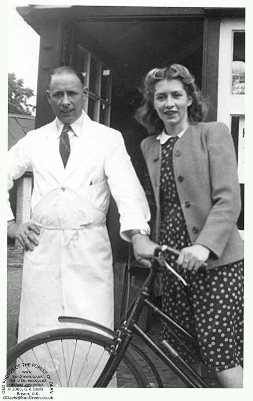 Joan Crote and Len Crosse