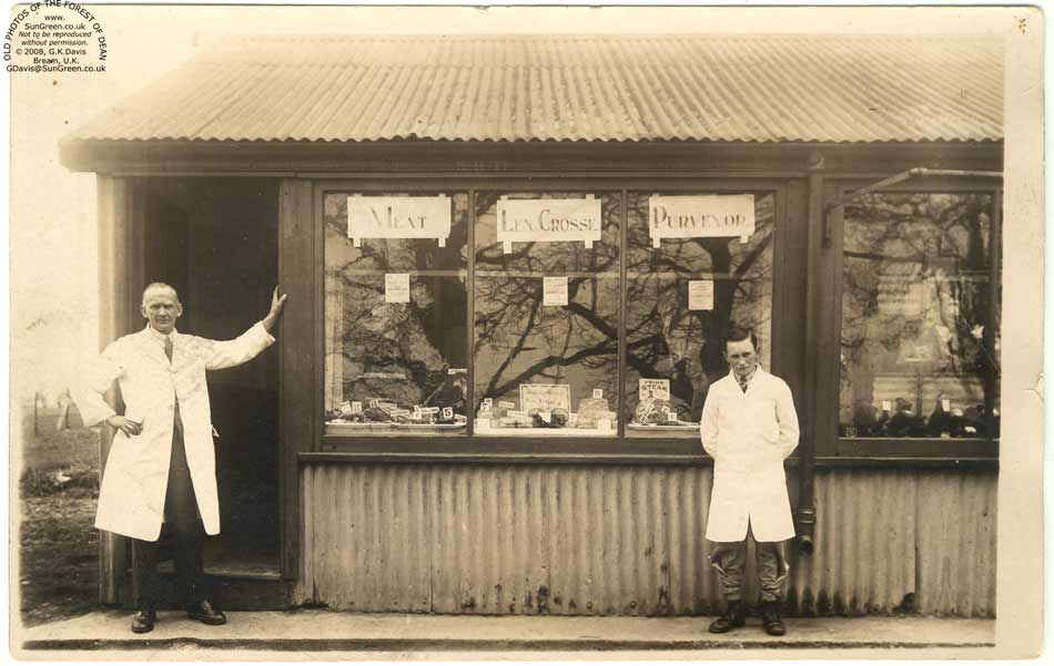 Len Crosse in High St Bream