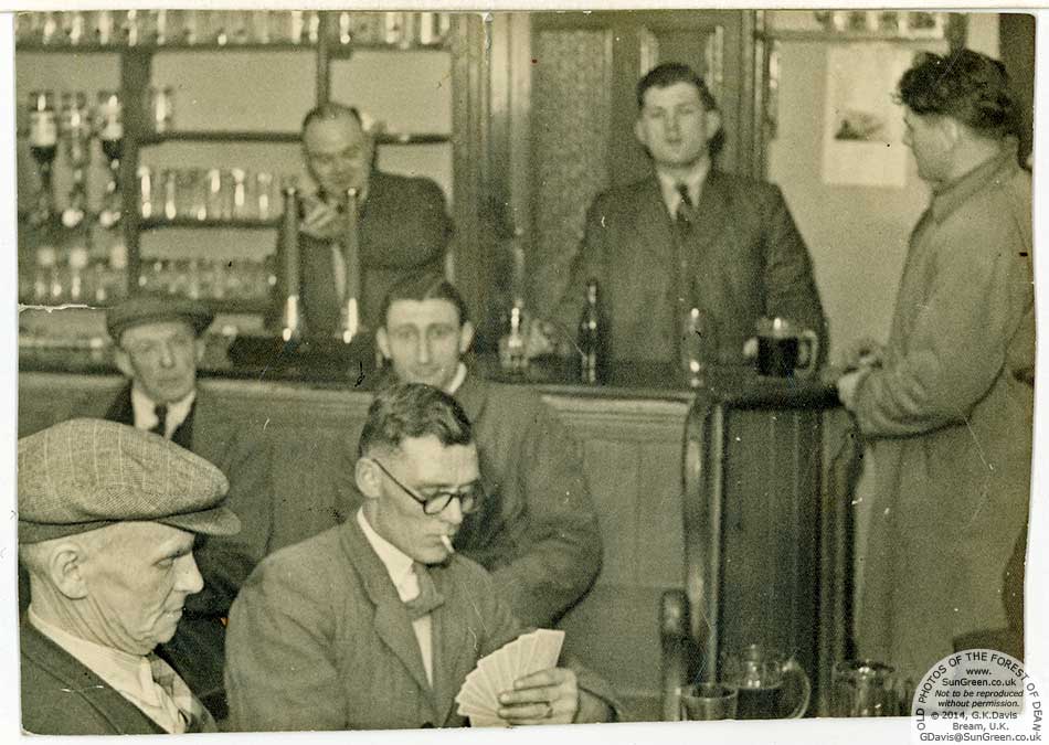 Inside the Rising Sun Inn, Broadwell