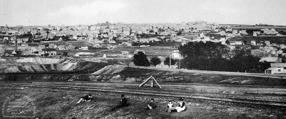 Image: Cinderford early industrial scene (84k)