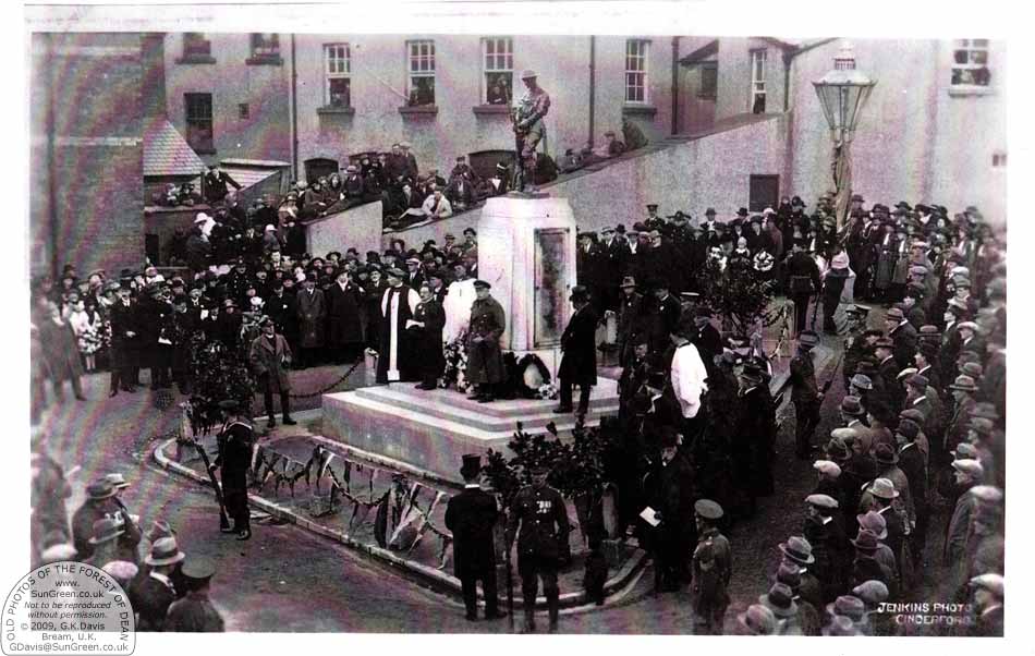 Cinderford_War_Memorial