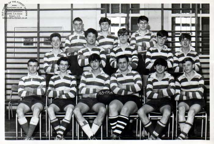Double View rugby 1964