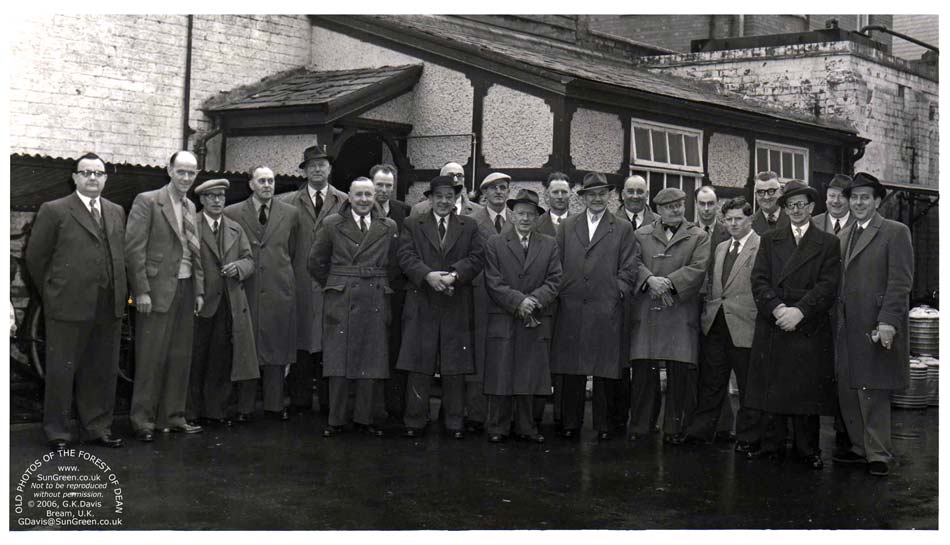image: Forest Publicans around 1958 (74k)