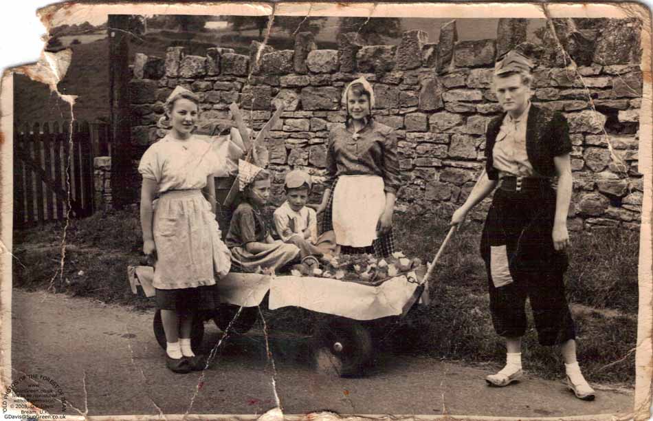 Clearwell carnival 1951
