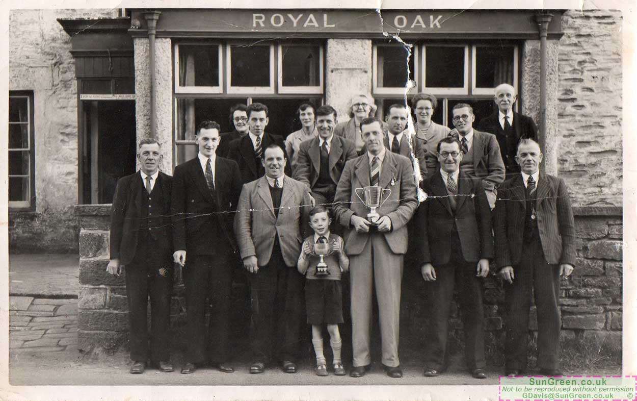 A photo of members of the Royal Oak pub darts team on Fetter Hill, Gloucestershire