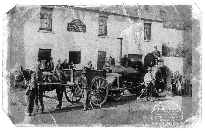 Lydbrook, The Jovial Colliers 1895 (59k)