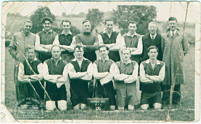 Image: Worral Hill AFC around 1950 (56k)