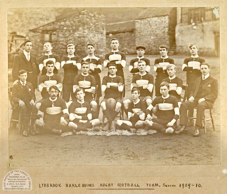 Lydney rugby team