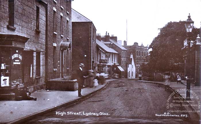 Image: Lydney High Street (45k)