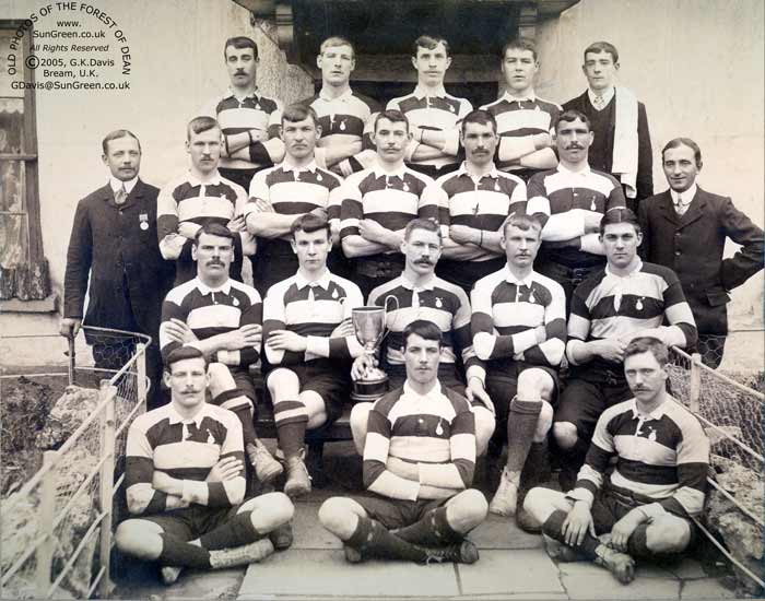 Image: Whitecroft RFC 1907 - 1908 (62k)