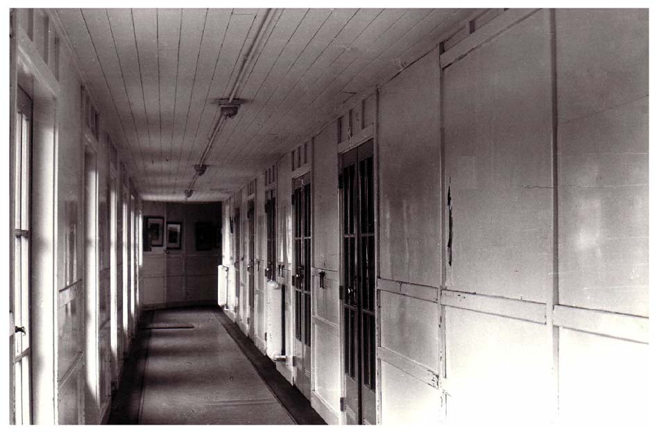 image: Hall Corridoor - 1973