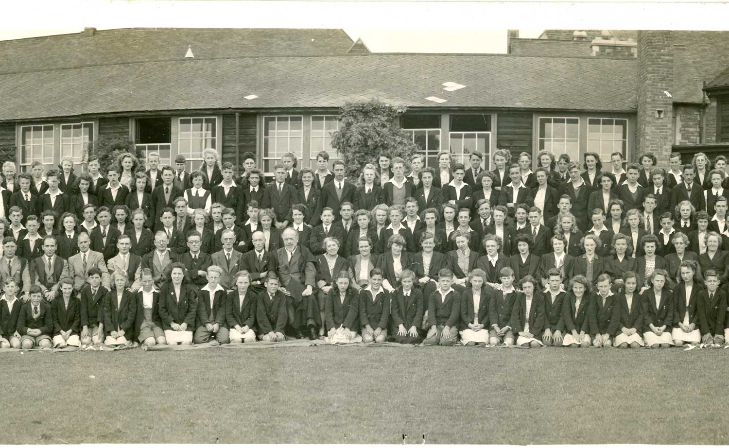 LGS 1946 - 3