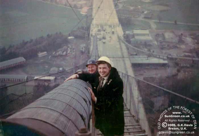 Severn Road Bridge construction (42k)