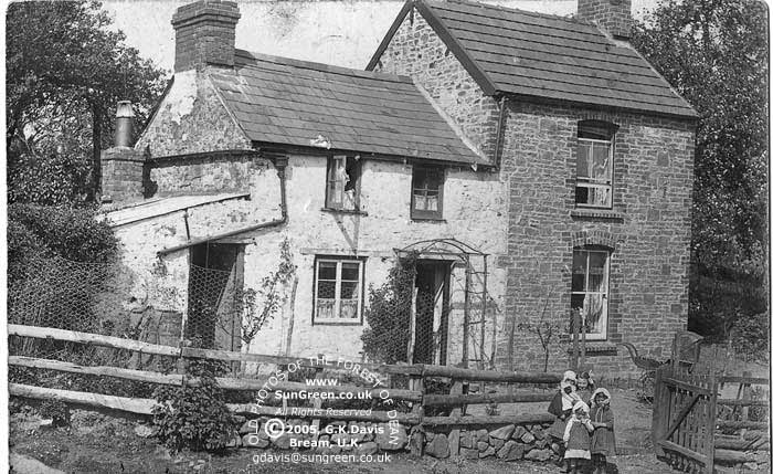 Woolaston Cottage (78k)