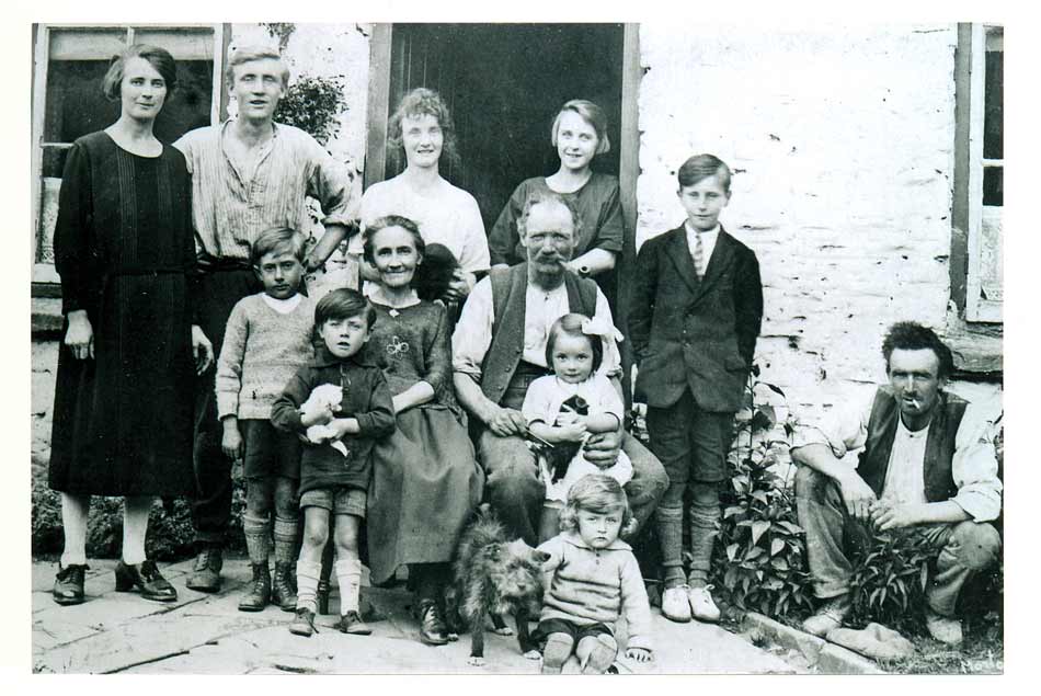 Rose Cottage - Fetterhill c 1927