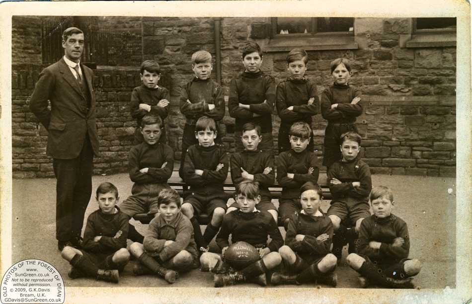 Pillowell School 1925