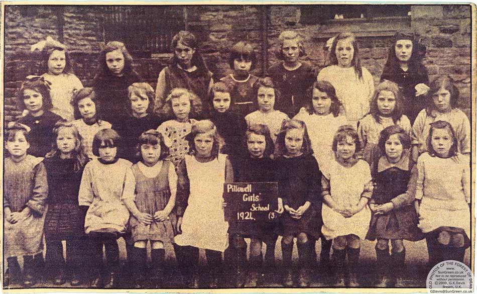 Pillowell School 1921