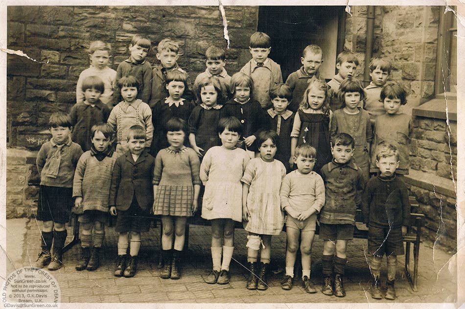 Pillowell School