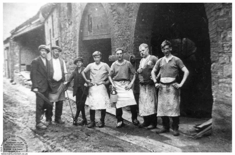 Redbrook Tinplate Workers c.1920.