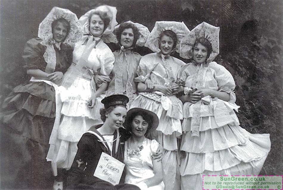 A photo of an entry in Redbrook Carnival c.1952