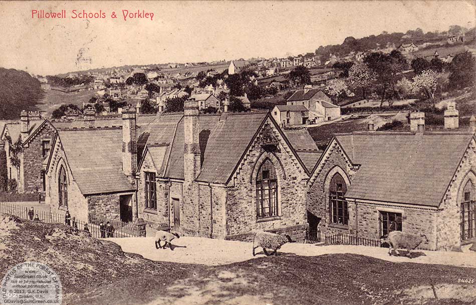 Image: Pillowell School