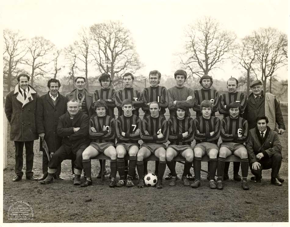 image : Viney Hill football club (95k)