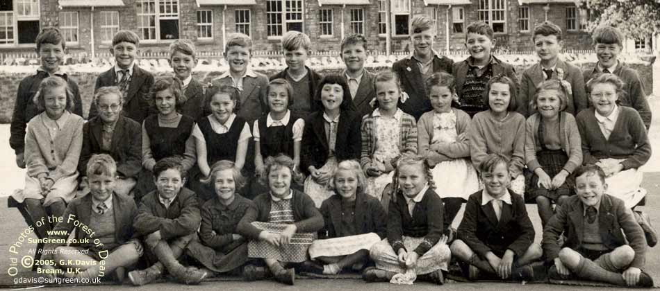 Bream School 1953 (64k)