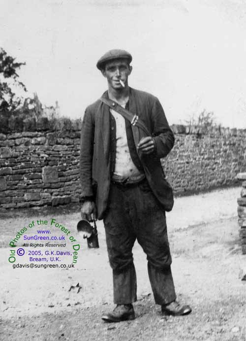 Chal Thomas a Bream miner (34k)