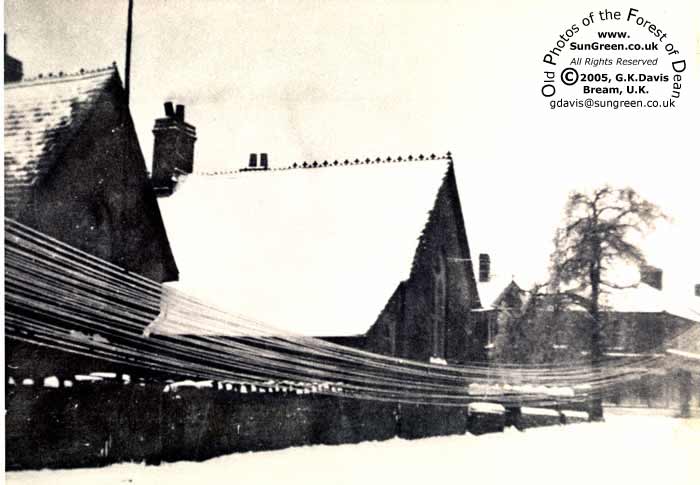 Bream Schools 1940 (32k)