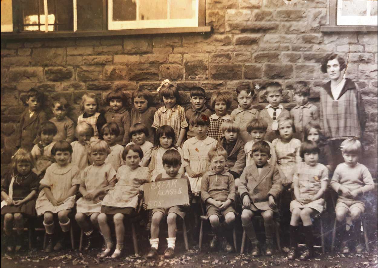 A photo of pupils of Bream school, probably from the 1920s