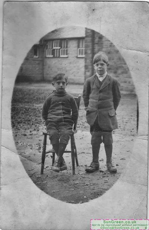 An old photo of Ted and Ike Ellis