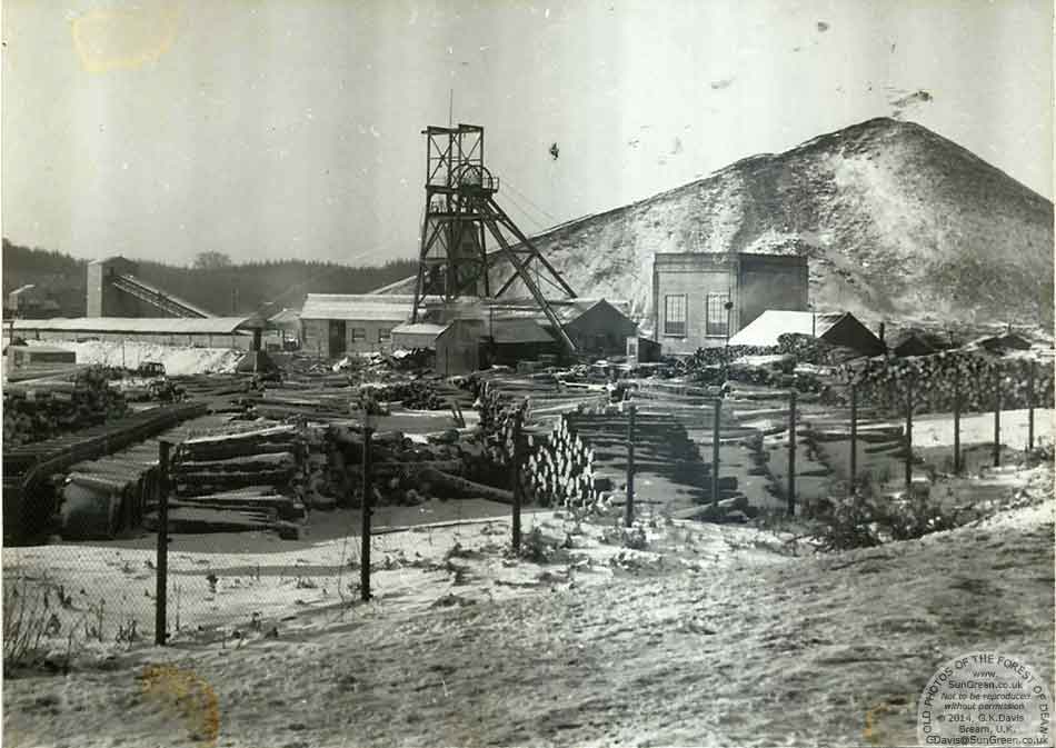 A photo of Northerb United coal mine.