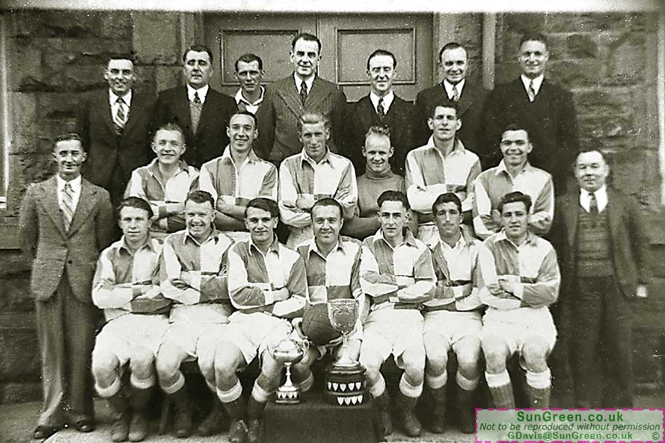 An old photo of a Cinderford rugby team