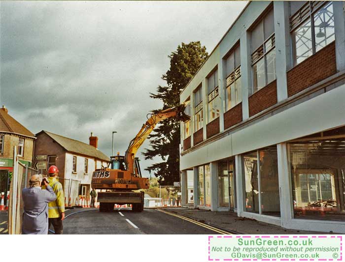 A photo of the demolition of Watts showroom, Lydney.